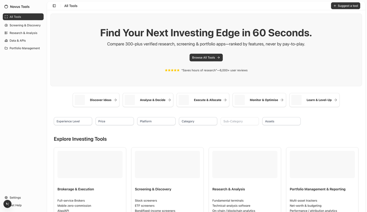 Captura de una primera versión de Find My Moat: un directorio de herramientas de inversión con filtros y categorías, presentado con un diseño genérico y minimalista.